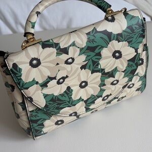 Who What Wear Floral Handbag